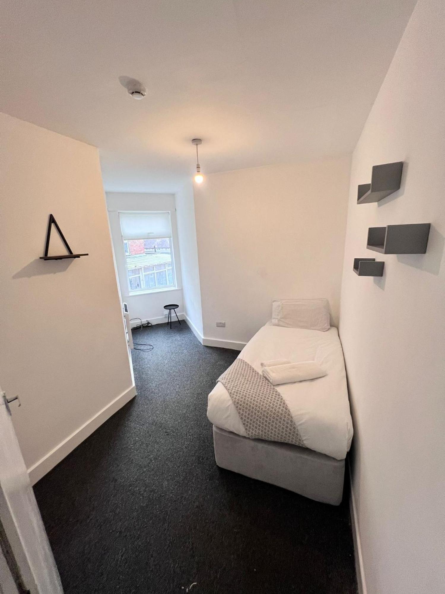 Harbour Flats Apartment