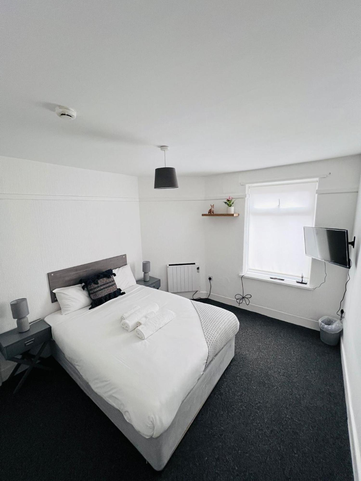 Harbour Flats Apartment *